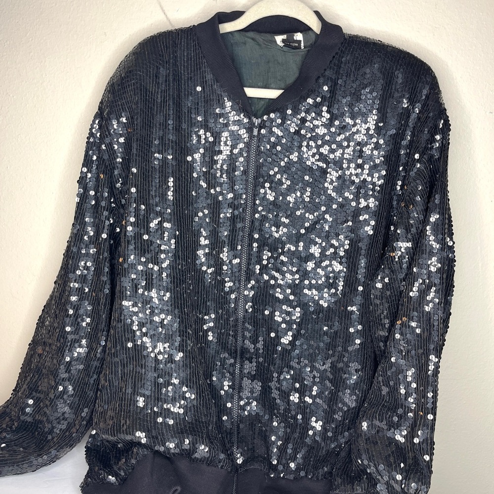 Black Sequin Bomber Jacket with Ribbed Collar and Full-Length Sleeves